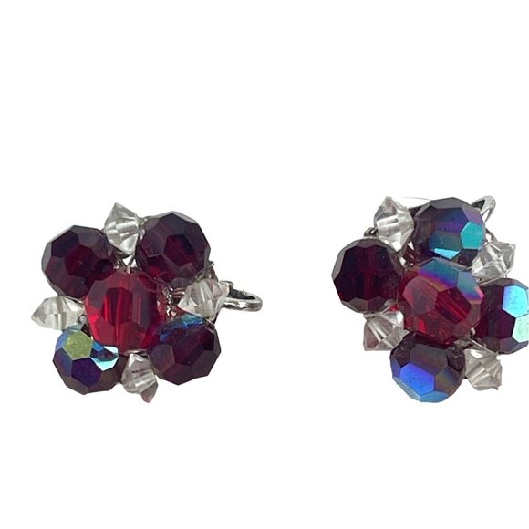 Corp Vintage Red Multi-Faceted Crystal Clip-On Earrings - Picture 2 of 4